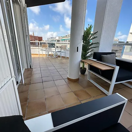 דירה Seaview Penthouse *